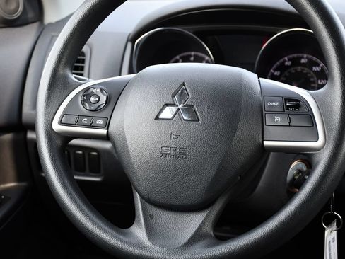 Used 2025 Mitsubishi Outlander Sport ES AWD/4WD image 23