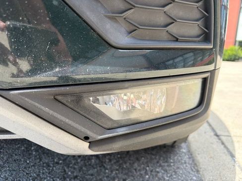 Used 2018 Volkswagen Tiguan SEL AWD/4WD image 17