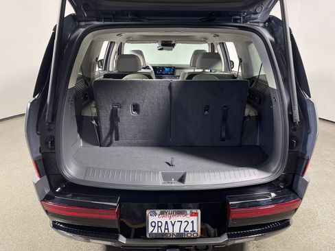 Certified 2025 Hyundai Santa Fe Calligraphy image 10