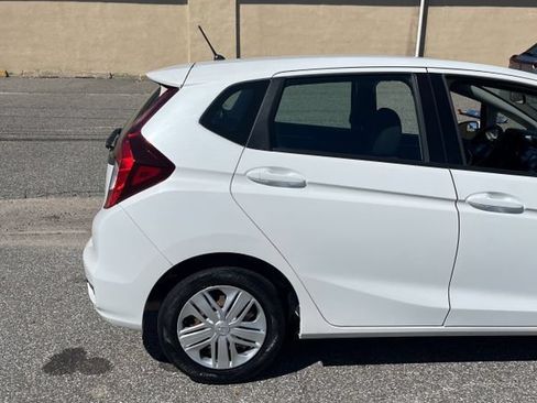 Used 2019 Honda Fit LX image 3