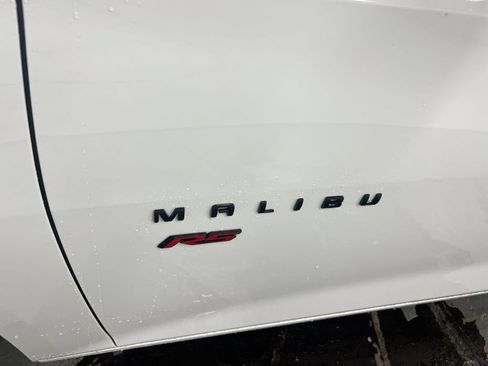 Used 2024 Chevrolet Malibu RS FWD image 25