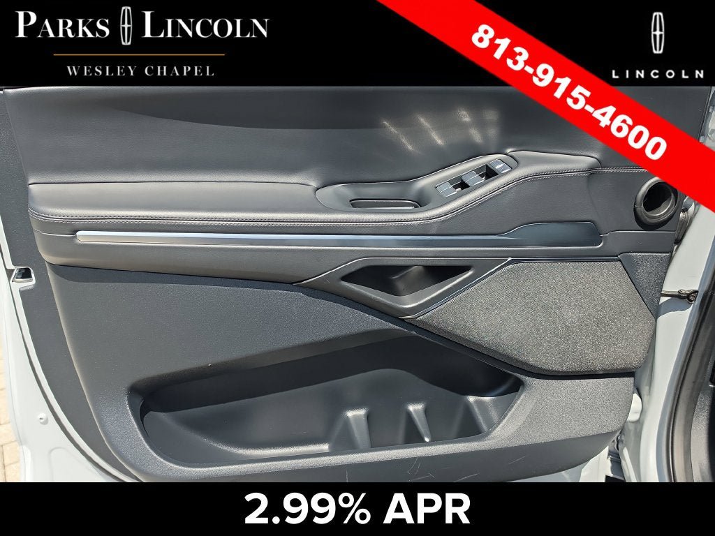 Certified 2025 Lincoln Navigator Reserve AWD/4WD image 18