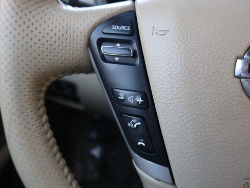 Used 2013 Nissan Murano SV AWD/4WD image 29