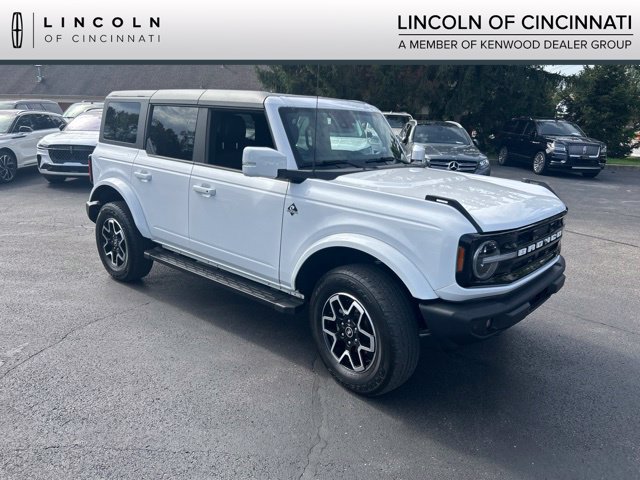 Used 2023 Ford Bronco Outer Banks AWD/4WD image 1