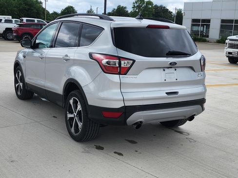Used 2018 Ford Escape SEL AWD/4WD image 7