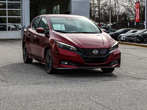 New 2024 Nissan Leaf SV Plus FWD image 4