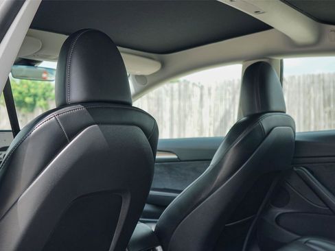 Used 2023 Tesla Model 3 Standard Range RWD image 21