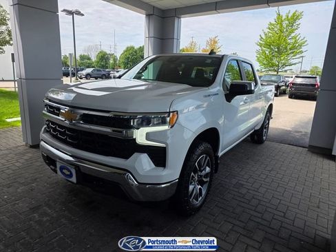 Used 2024 Chevrolet Silverado 1500 LT AWD/4WD image 1