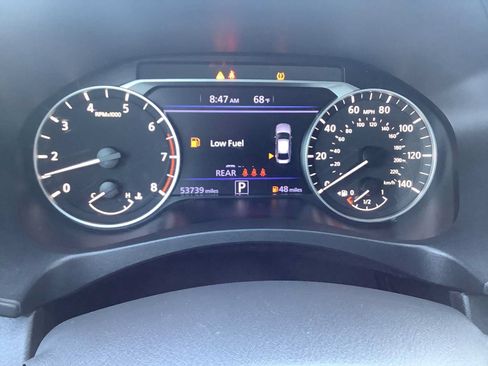 Used 2024 Nissan Altima 2.5 SV FWD image 18