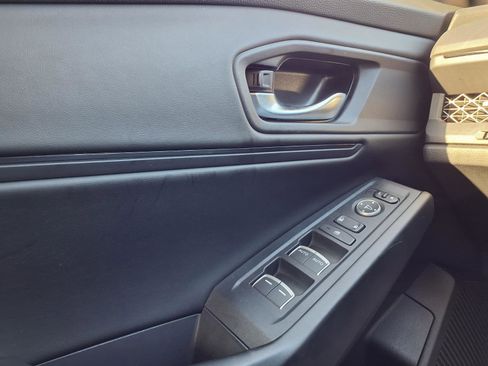 Used 2024 Honda Accord EX image 18