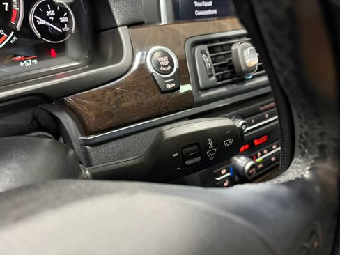 Used 2015 BMW 535i xDrive Sedan image 38
