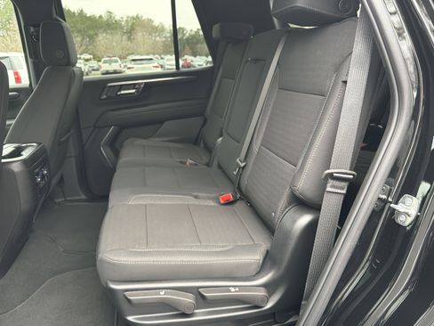 Used 2025 Chevrolet Tahoe LS image 21