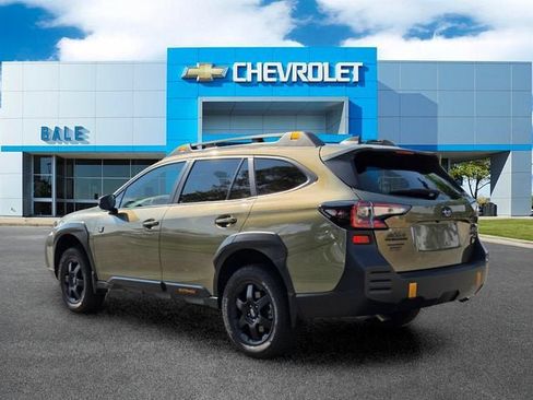 Used 2025 Subaru Outback Wilderness AWD/4WD image 5