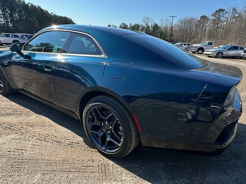 Used 2024 Dodge Charger R/T w/ Plus Group image 10