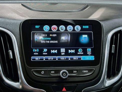 Used 2018 Chevrolet Equinox Premier AWD/4WD image 15