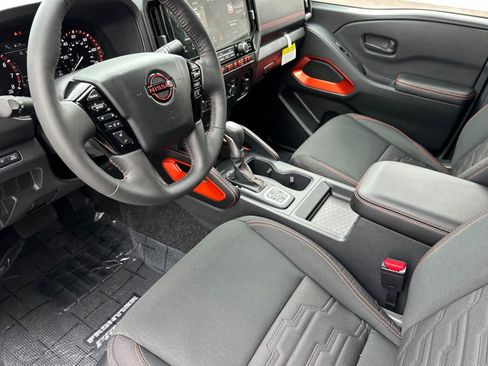 New 2026 Nissan Frontier PRO-4X w/ Tow Package AWD/4WD image 11
