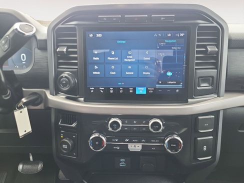 Used 2024 Ford F150 XLT image 14