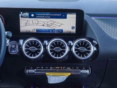 Used 2025 Mercedes-Benz GLA 250 GLA 250 image 13