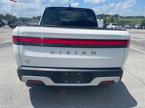 Used 2022 Rivian R1T Adventure AWD/4WD image 4