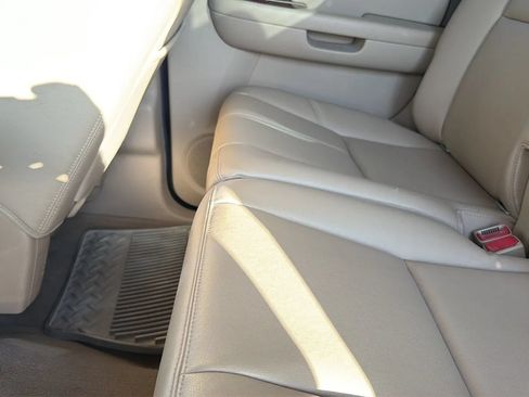 Used 2013 Chevrolet Silverado 2500 LTZ w/ LTZ Plus Package AWD/4WD image 53