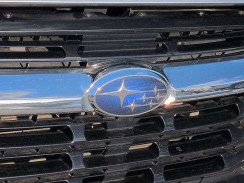 Used 2023 Subaru Ascent Limited image 12