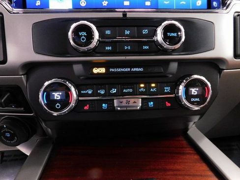 Used 2022 Ford F350 King Ranch w/ FX4 Off-Road Package image 41