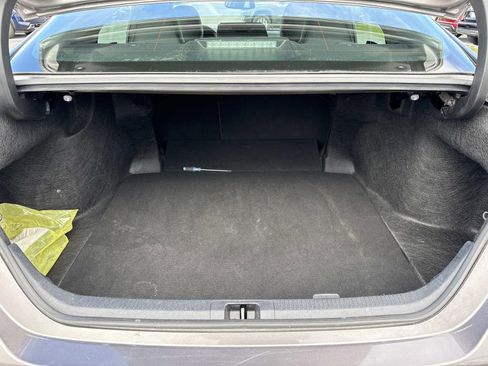 Used 2024 Toyota Camry SE image 28