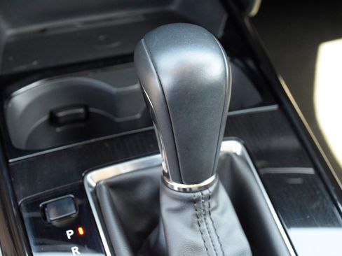 Used 2024 MAZDA CX-30 AWD 2.5 S w/ Premium Package image 10
