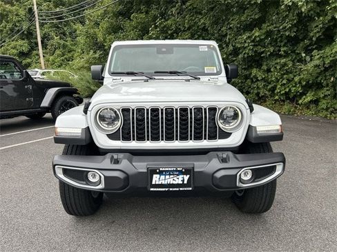 New 2025 Jeep Wrangler Unlimited Sahara AWD/4WD image 3