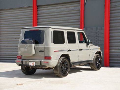 Used 2025 Mercedes-Benz G 580 w/ EQ Technology image 3