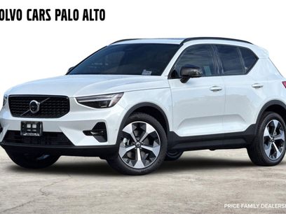 New 2026 Volvo XC40 B5 Plus w/ Protection Package Premier