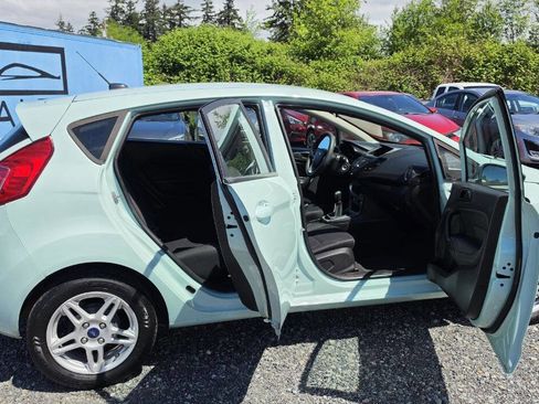 Used 2017 Ford Fiesta SE FWD image 12