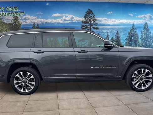 Certified 2025 Jeep Grand Cherokee L Overland w/ Advanced Protech Group III image 4