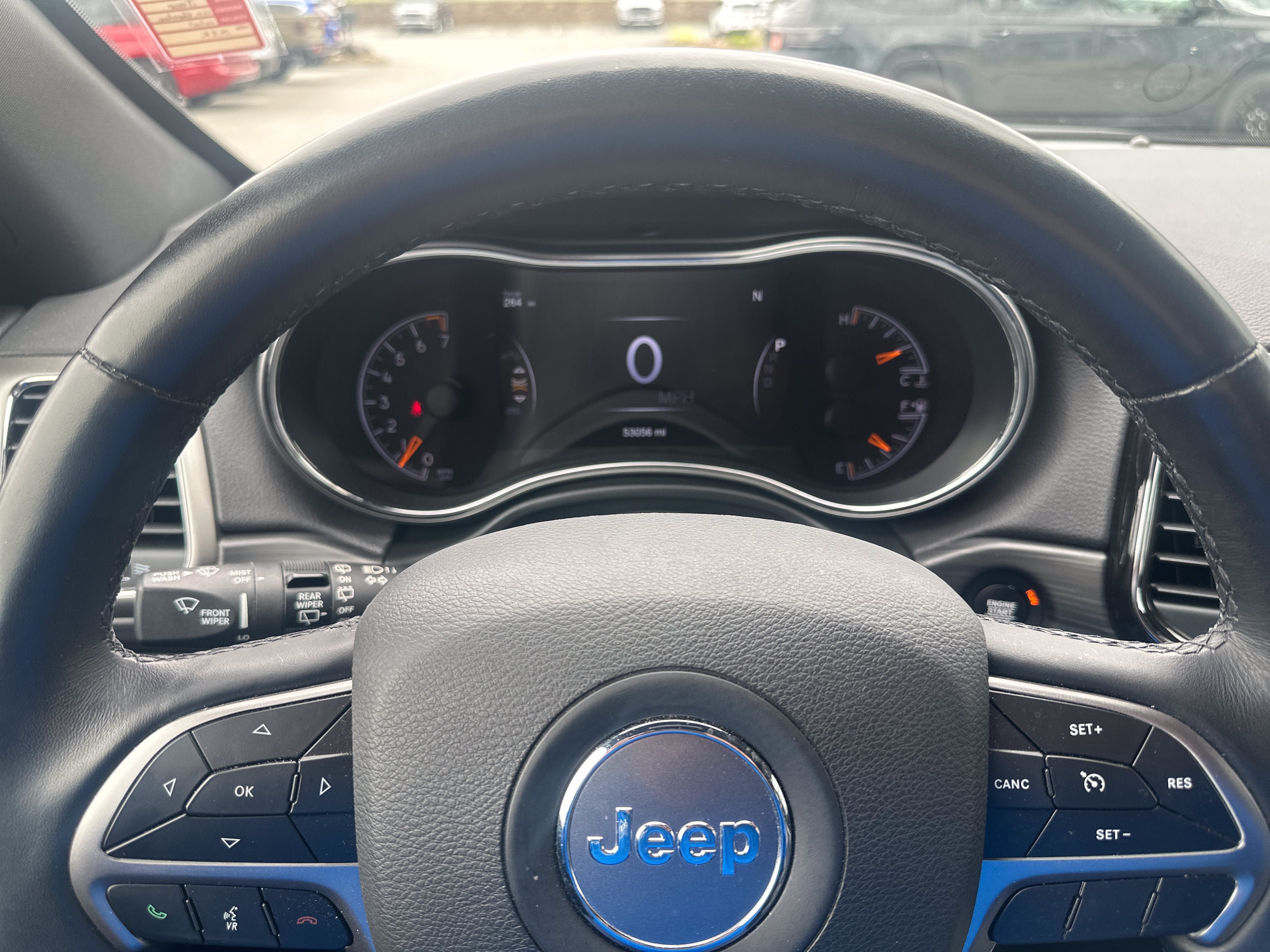 Used 2022 Jeep Grand Cherokee Laredo X AWD/4WD image 39