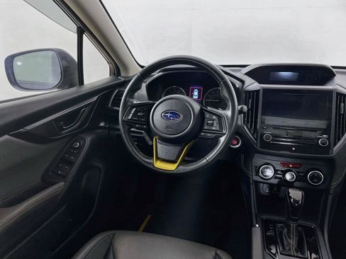 Used 2022 Subaru Crosstrek 2.5i Sport w/ Moonroof Package AWD/4WD image 2