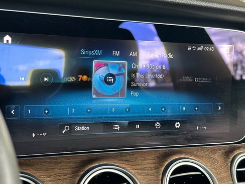 Used 2021 Mercedes-Benz E 350 Sedan image 14