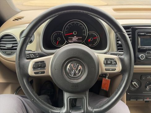 Used 2014 Volkswagen Beetle 1.8T image 16