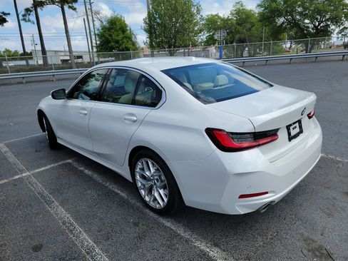 Used 2026 BMW 330i Sedan image 6