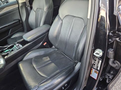 Used 2023 Kia K5 EX image 16