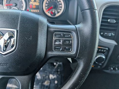 Used 2017 RAM 1500 Express image 12