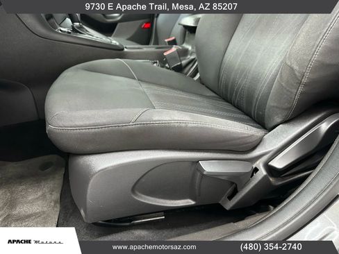 Used 2016 Ford Focus SE image 18