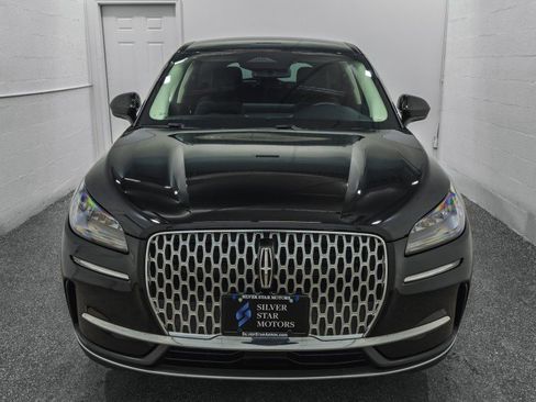 Used 2024 Lincoln Corsair AWD image 3