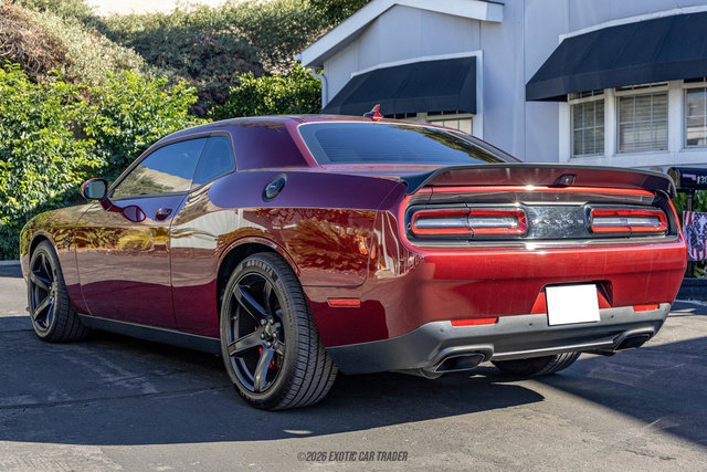 Used 2022 Dodge Challenger SRT Hellcat Redeye RWD image 5