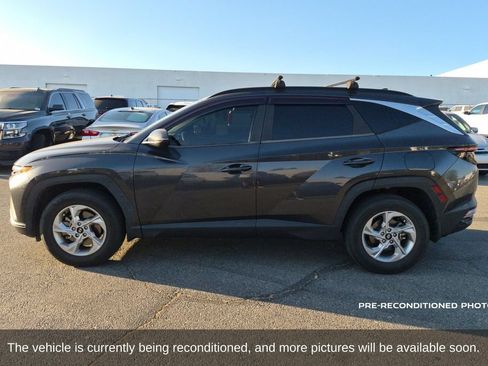 Used 2022 Hyundai Tucson SEL w/ Winter Package AWD/4WD image 9