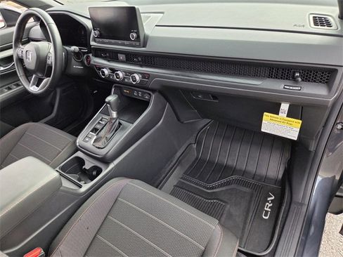 Used 2025 Honda CR-V Sport image 18
