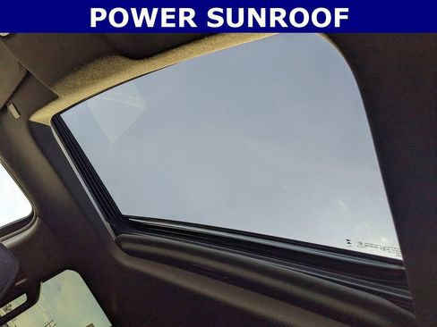 Used 2024 Chevrolet Silverado 2500 High Country w/ Technology Package image 2