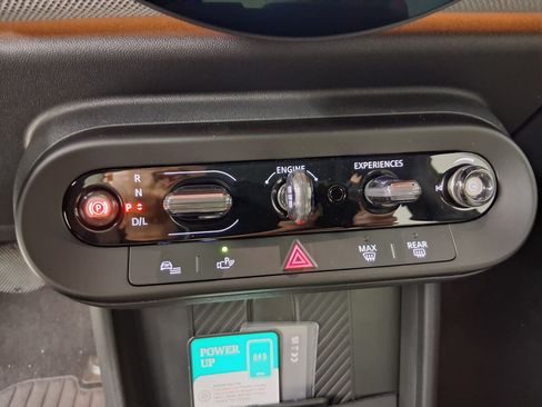 New 2026 MINI Cooper 2-Door Hardtop FWD image 16