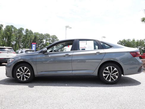 Used 2024 Volkswagen Jetta S FWD image 2