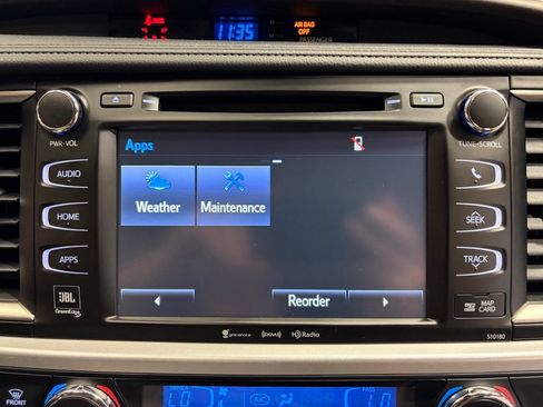 Used 2017 Toyota Highlander Limited AWD/4WD image 21