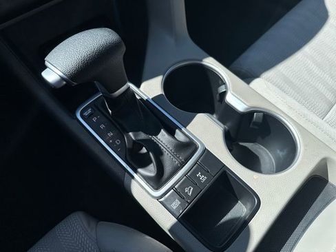 Used 2019 Kia Sportage LX image 25